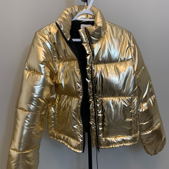 COPY - Lovers + Friends Ripley Puffer in Gold - Picture 6 of 8